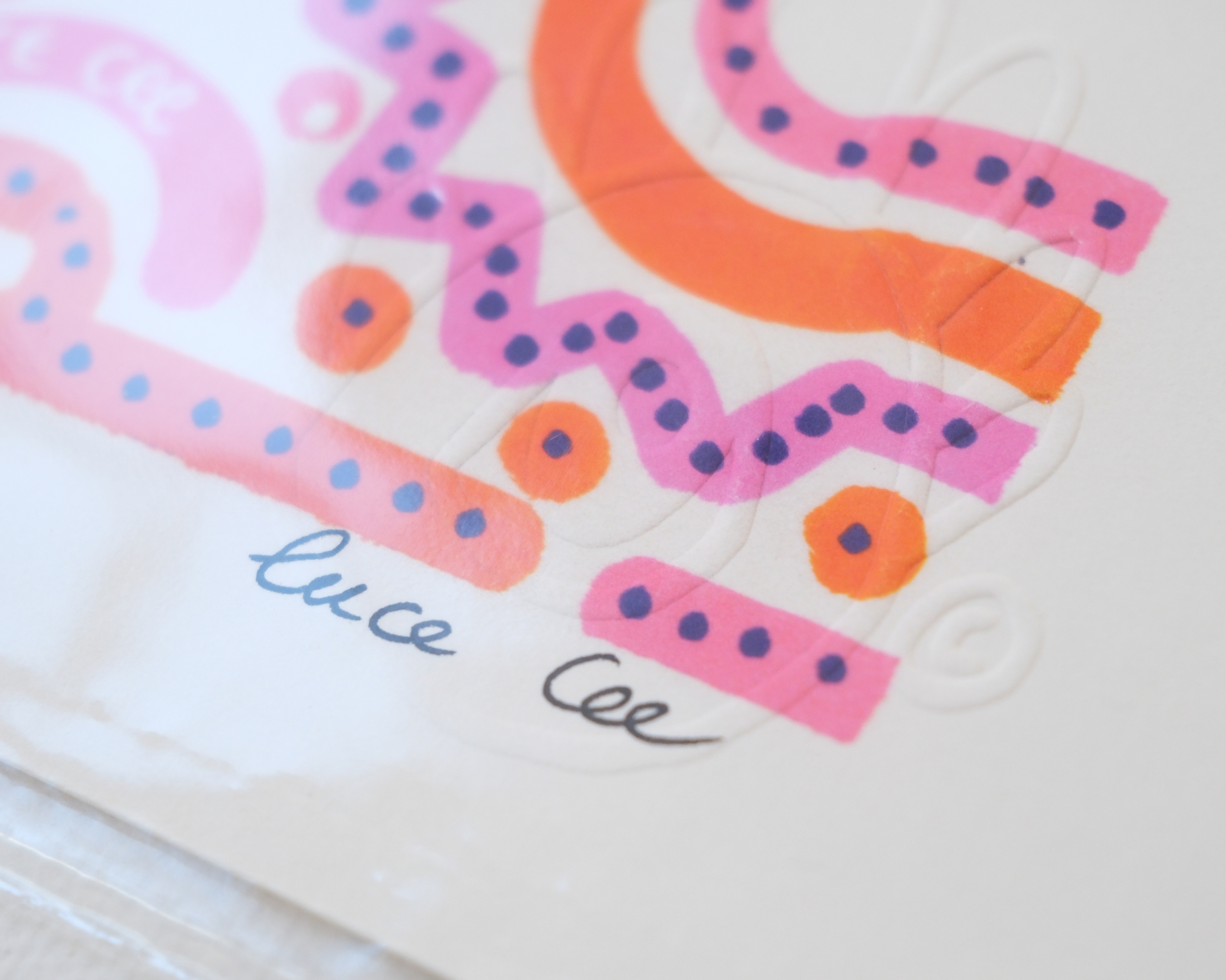 Détail artistique du print A4 Keep Smiling With Me n°11.