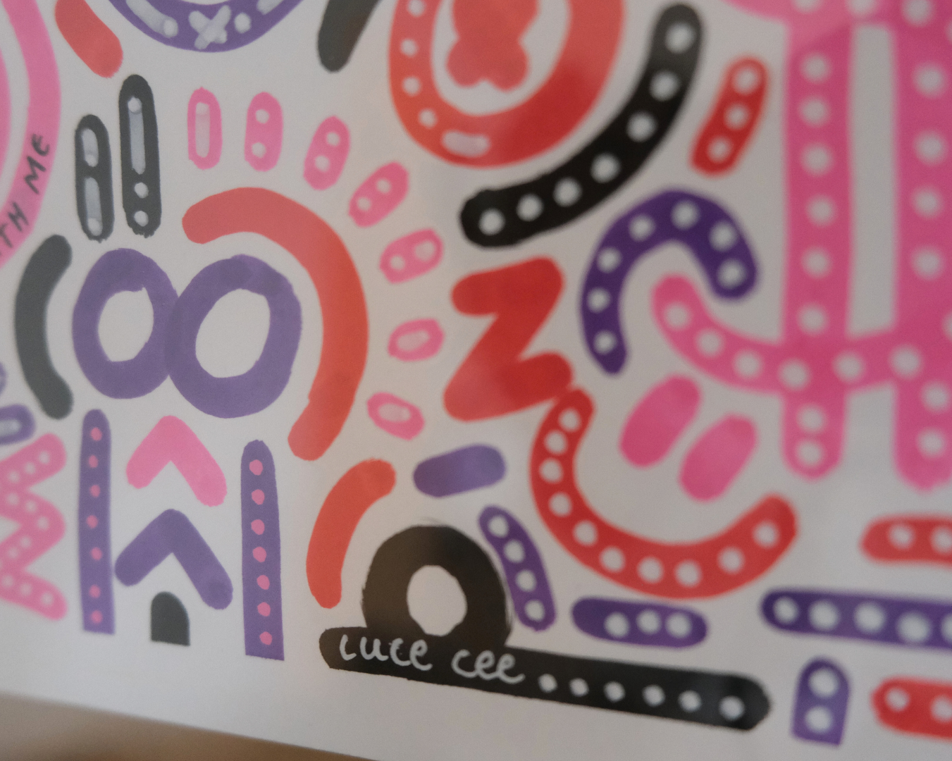 Motifs graphiques dans l’œuvre originale Keep Smiling With Me n°13